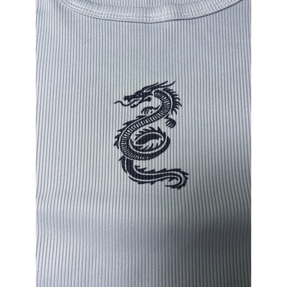 Romwe Light Gray Dragon Print Crop Top Women’s Size‎ Small-4 - Picture 3 of 6